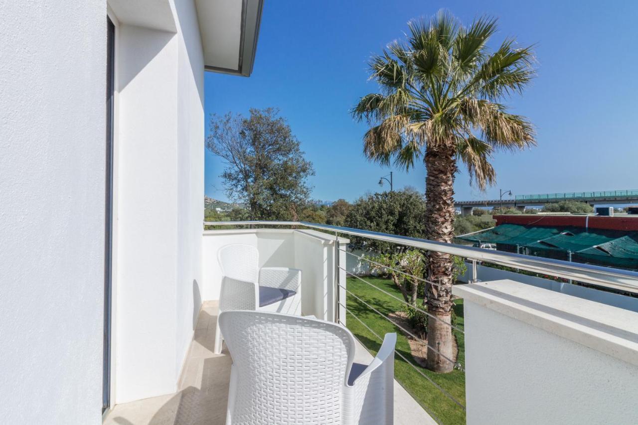 Double Room Pool View