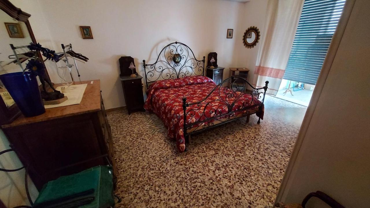 Chambre Double avec Salle de Bains Commune