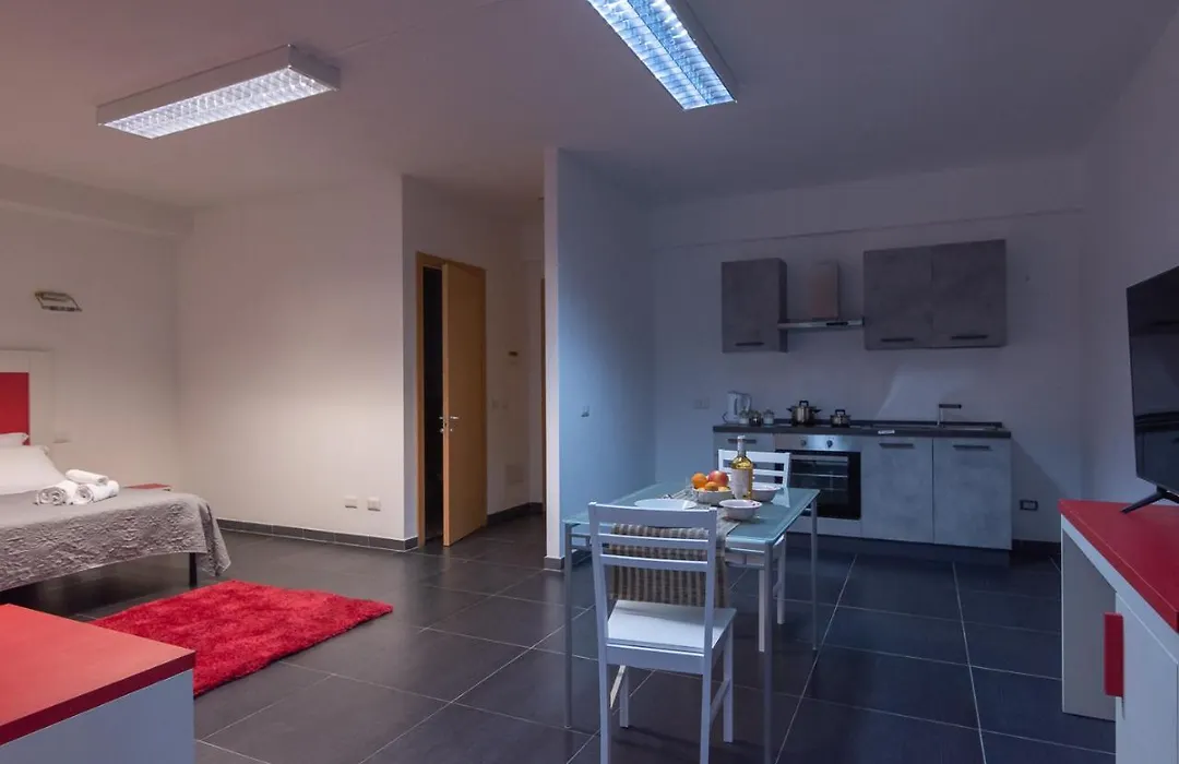 Delta Rooms-1