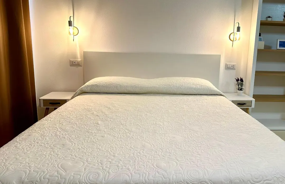 Lotto 16 - Guest House-1