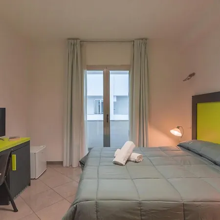 Delta Rooms-2