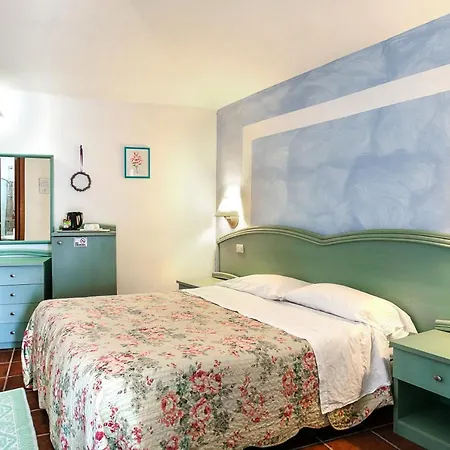 Villa Stefania By The Beach Rooms Only-2