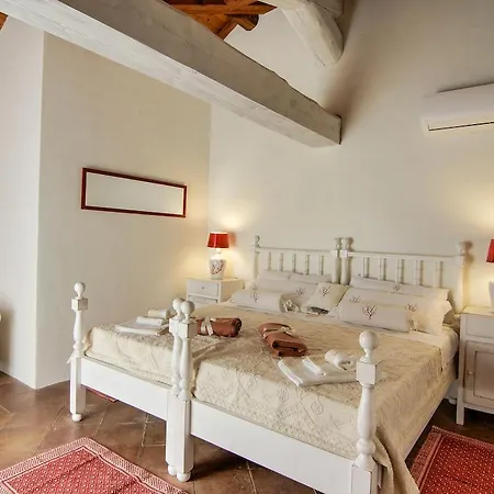 Domus Corallia-Luxury Rooms-2